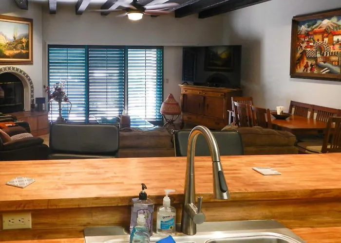 Holiday home W/ Bbq & Patio, 5 Mi To 'a' Mountain! *